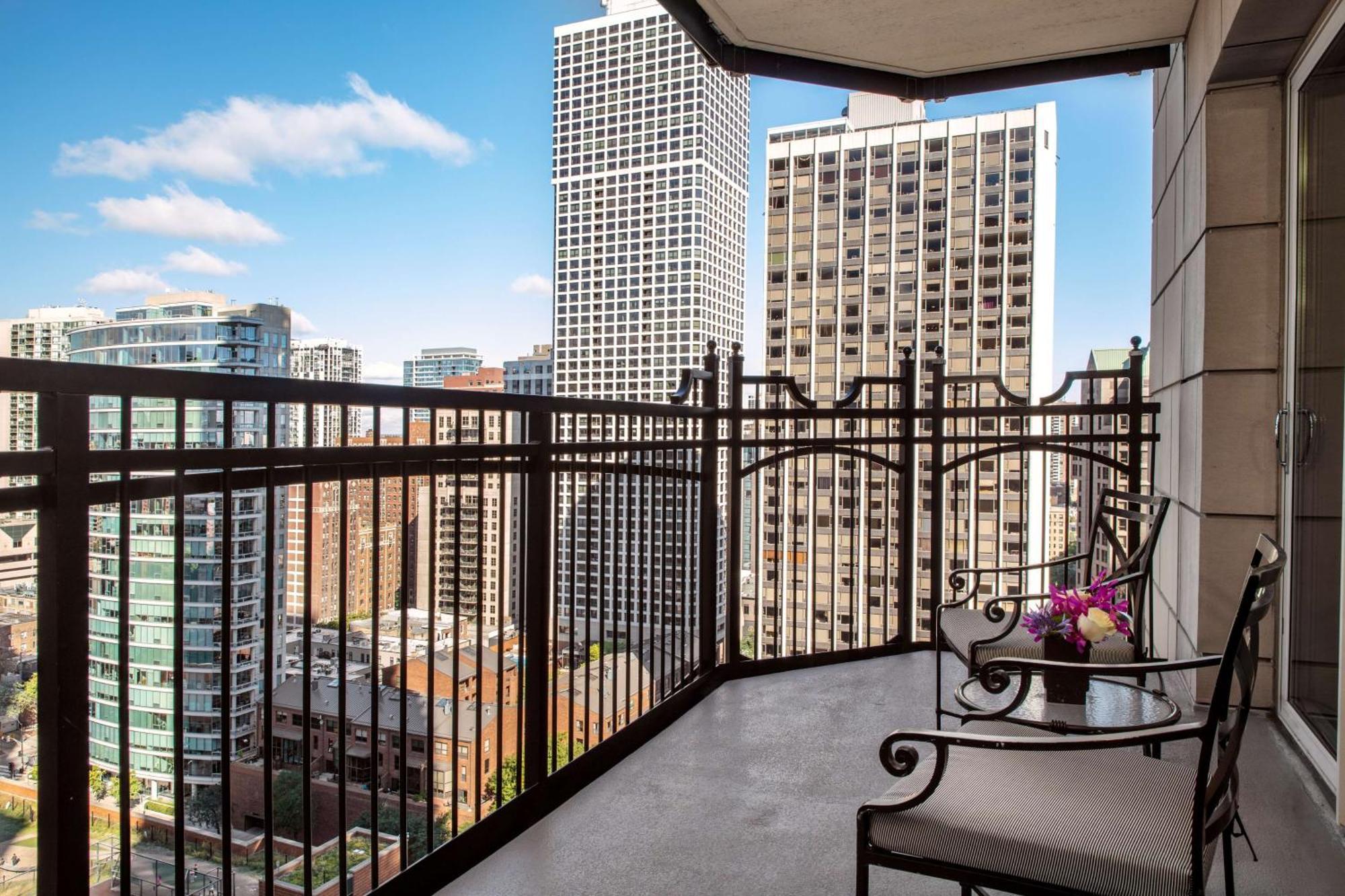 Waldorf Astoria Chicago Otel Dış mekan fotoğraf